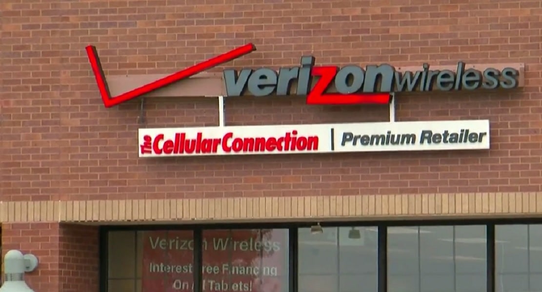 Man Faces Charges After Failed Armed Robbery Attempt At Verizon Store ...