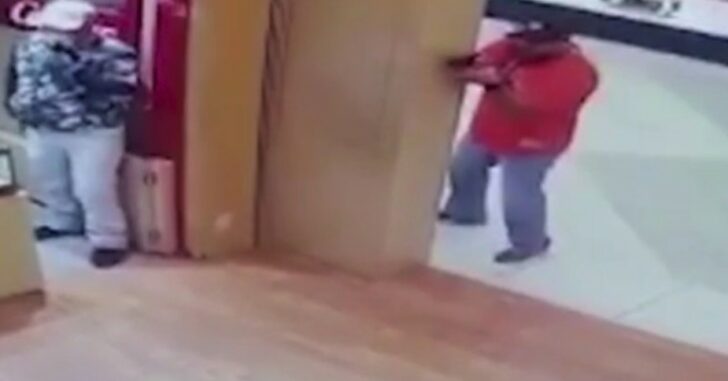 McAllen, TX Mall Robbery Mystery Man: Armed Citizen or Plain Clothes Cop?
