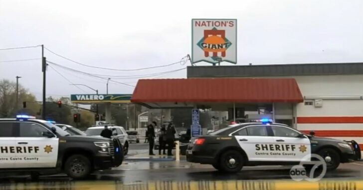 Off-Duty Officer Fatally Shoots Armed Robber At Fast Food Restaurant
