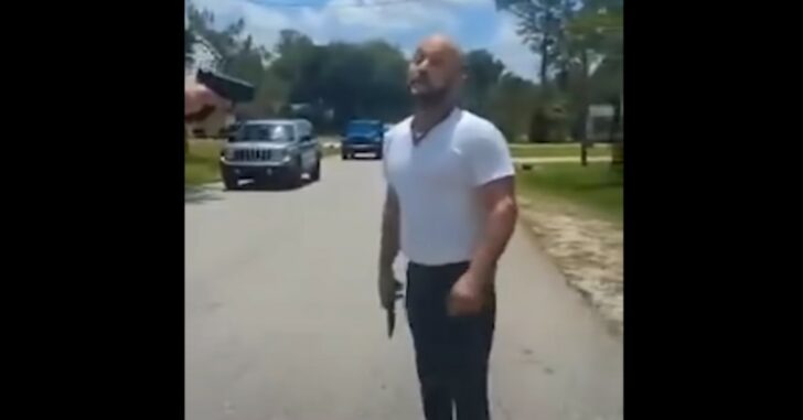 Concealed Carrier Gets Lucky Against Man With Knife During Road Rage Incident