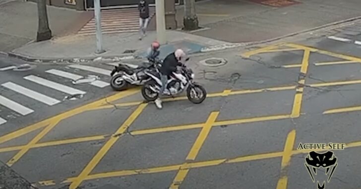 Armed Man Surprises Two Armed Motorcycle Robbers With Fatal Shots